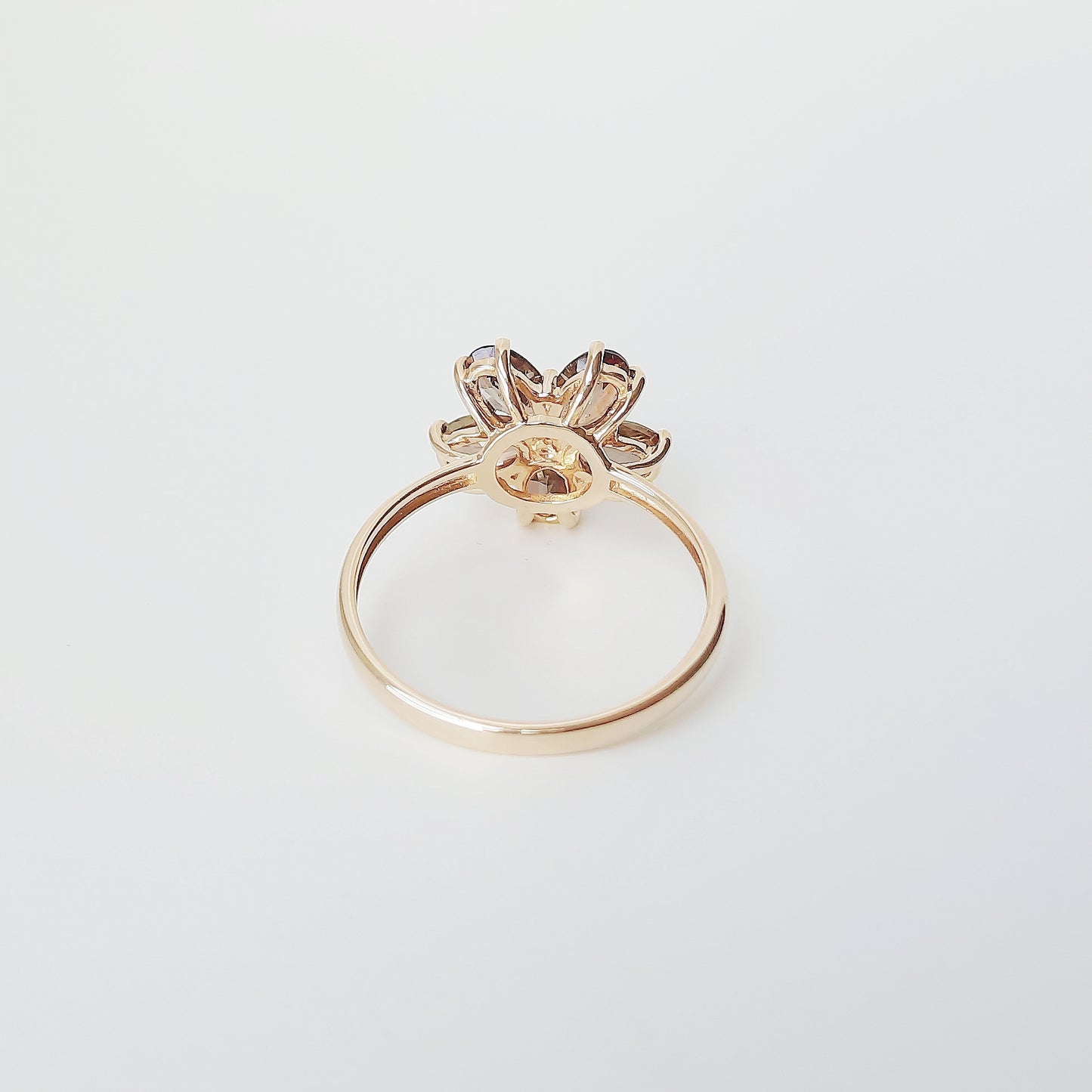 Quartz & diamond flower ring