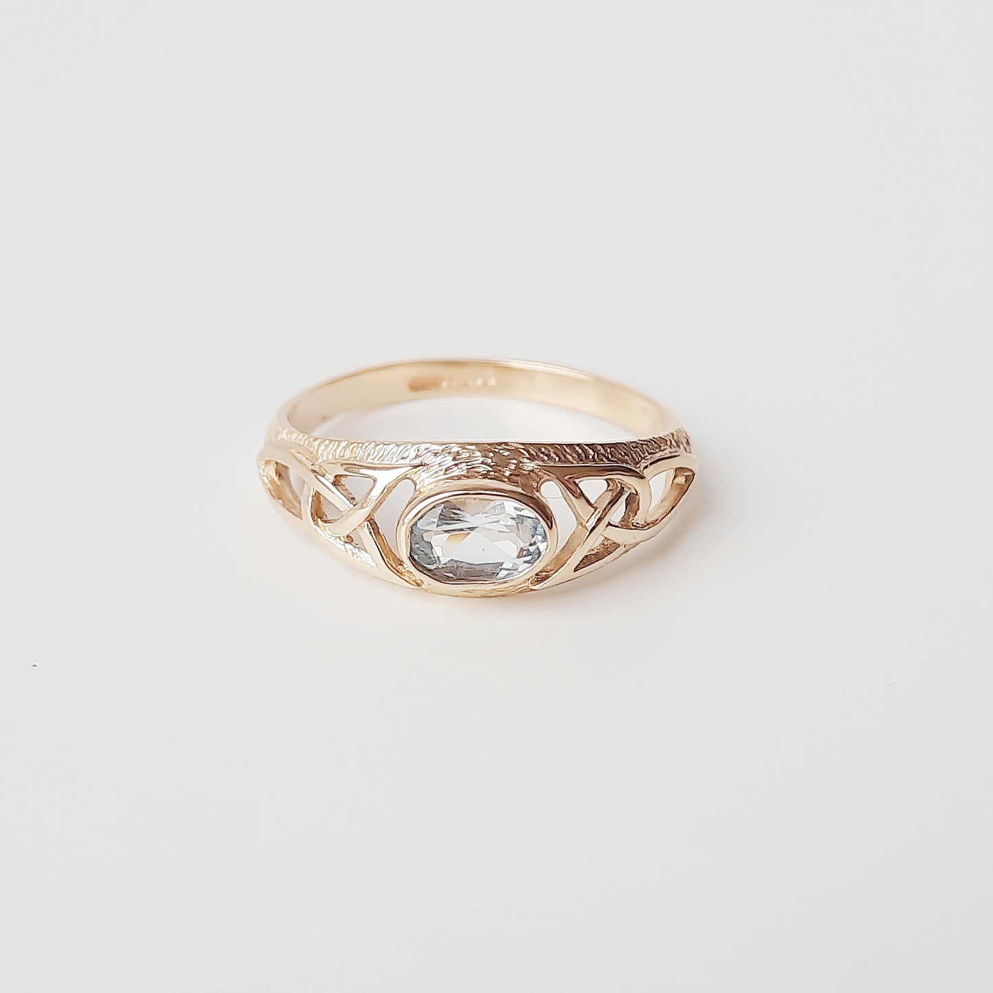 Aquamarine solitaire ring | NEW