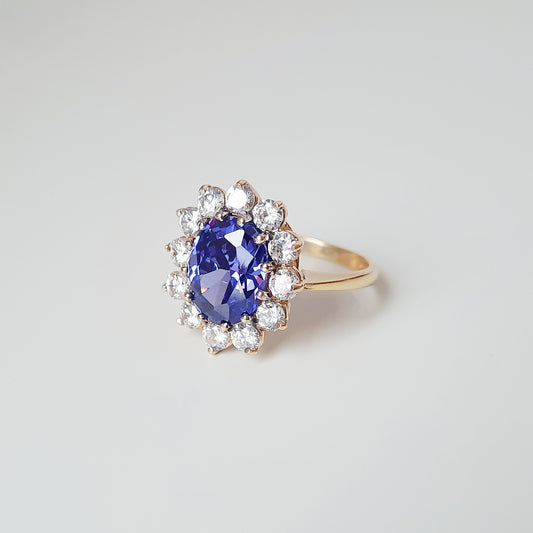 White & blue flower ring